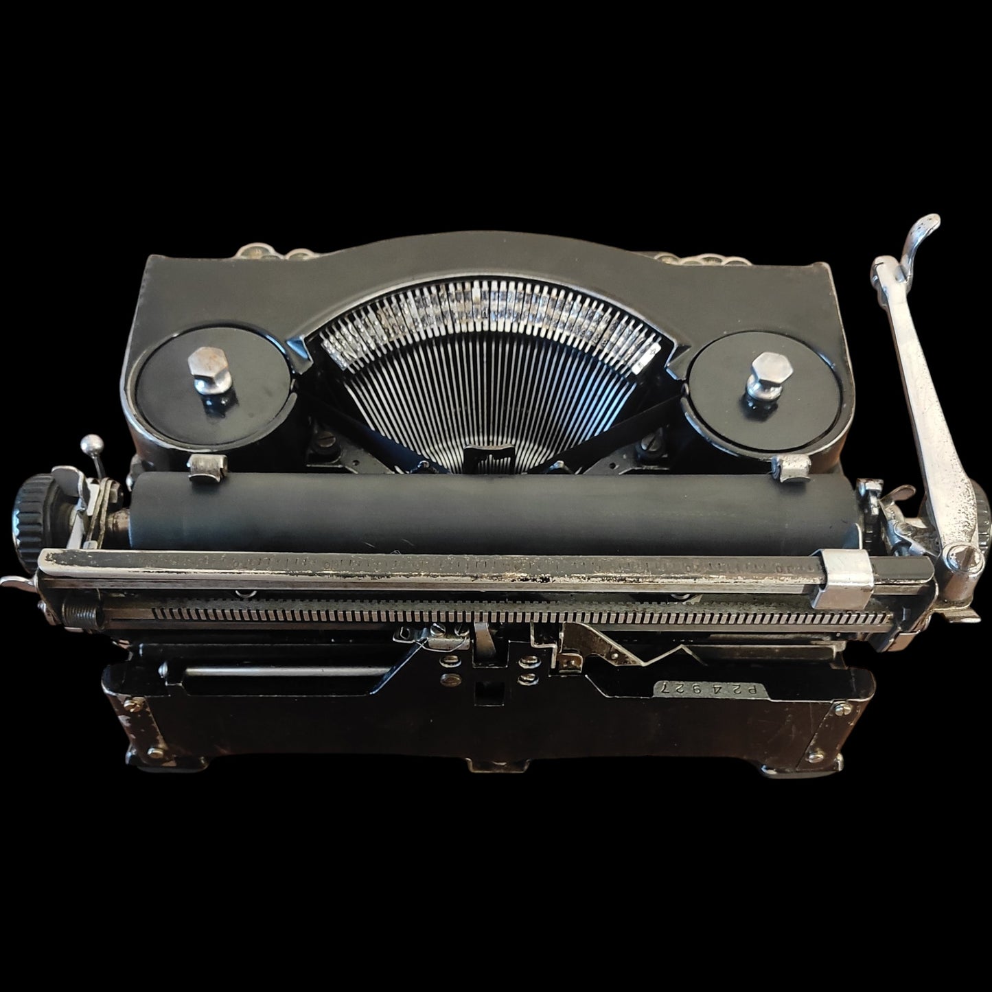 Image of Remington Noiseless Typewriter. Available from universaltypewritercompany.in