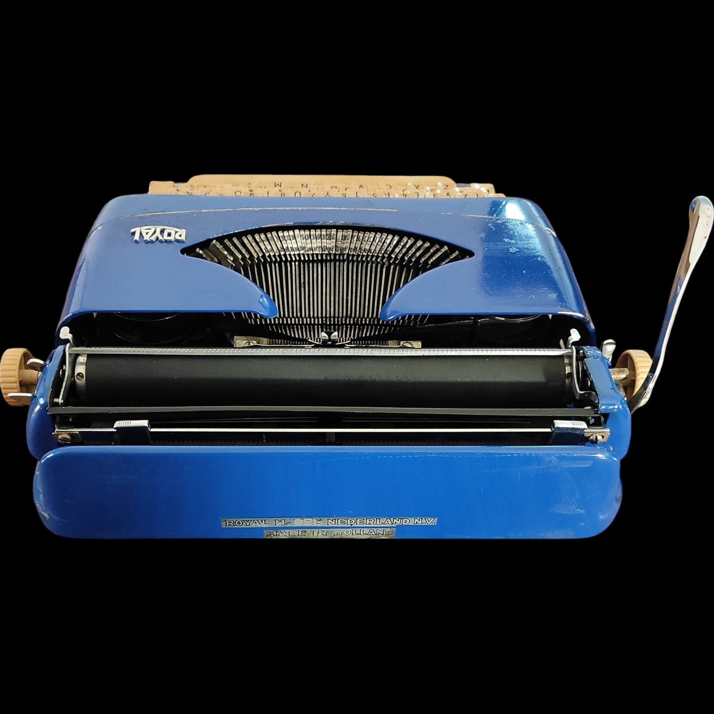 Image of Royal Royalite Typewriter. Available from universaltypewritercompany.in