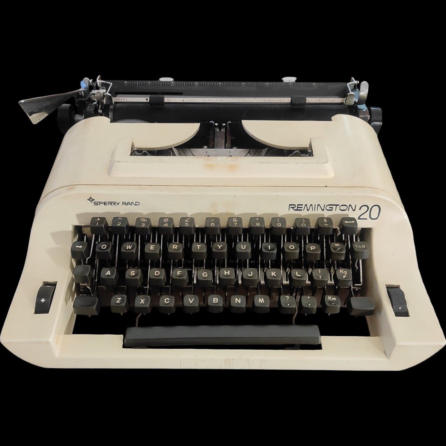 Image of Remington 20 Sperry Rand Typewriter. Available from universaltypewritercompany.in