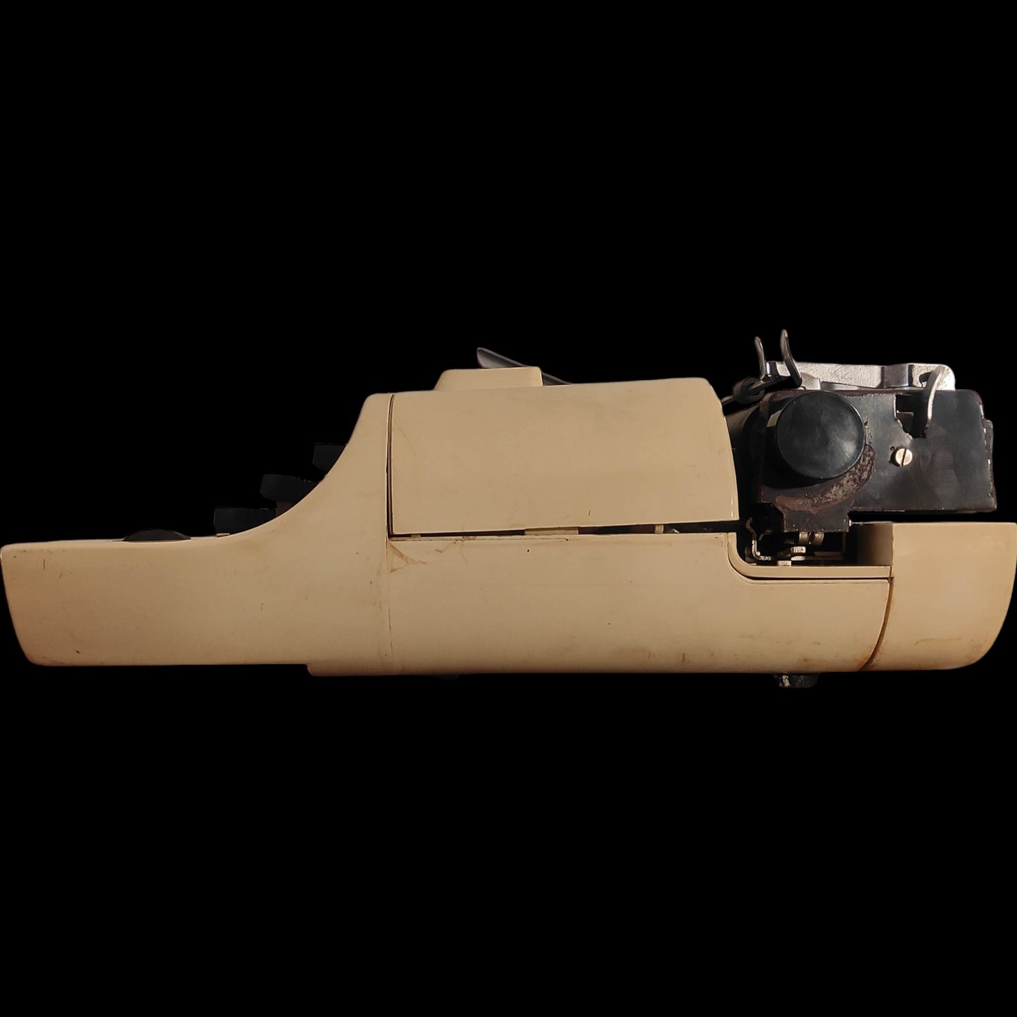 Image of Remington 20 Sperry Rand Typewriter. Available from universaltypewritercompany.in