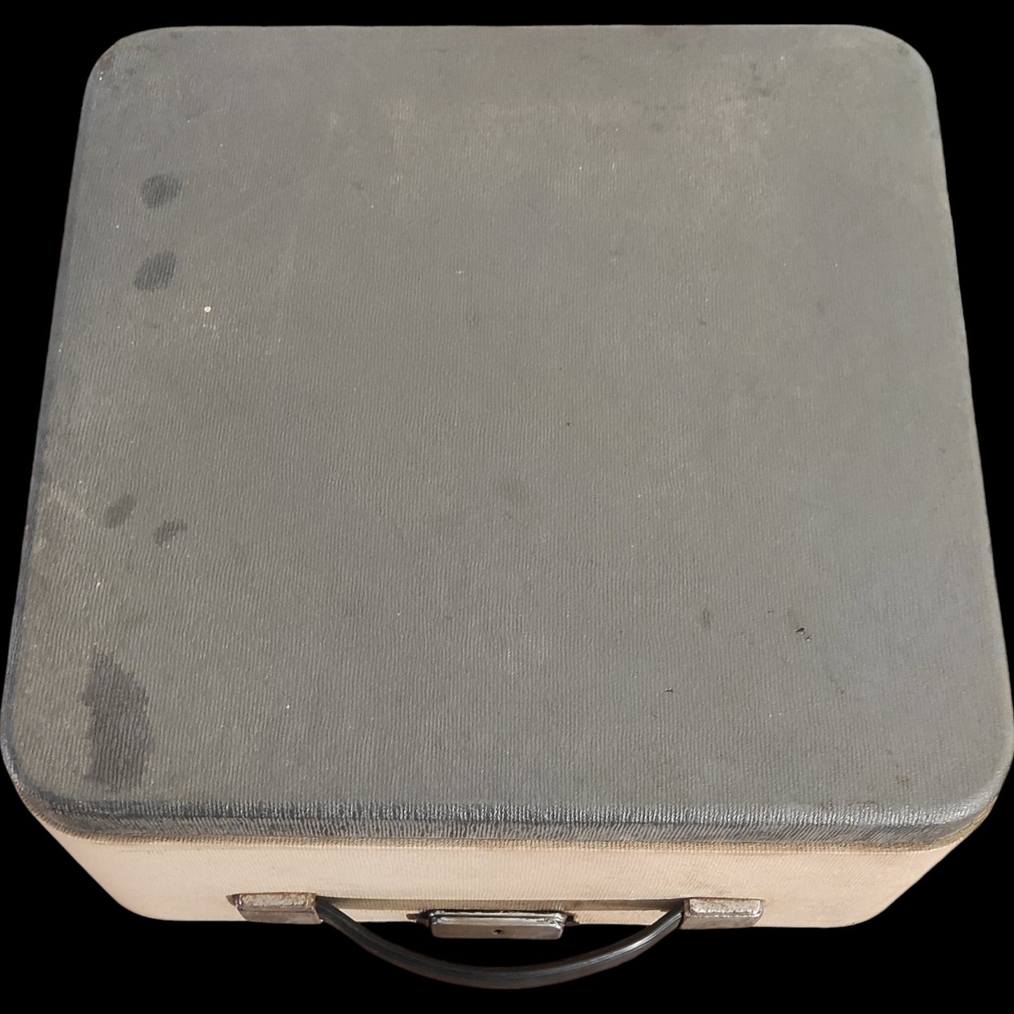Image of Olympia SM7 Typewriter. Available from universaltypewritercompany.in