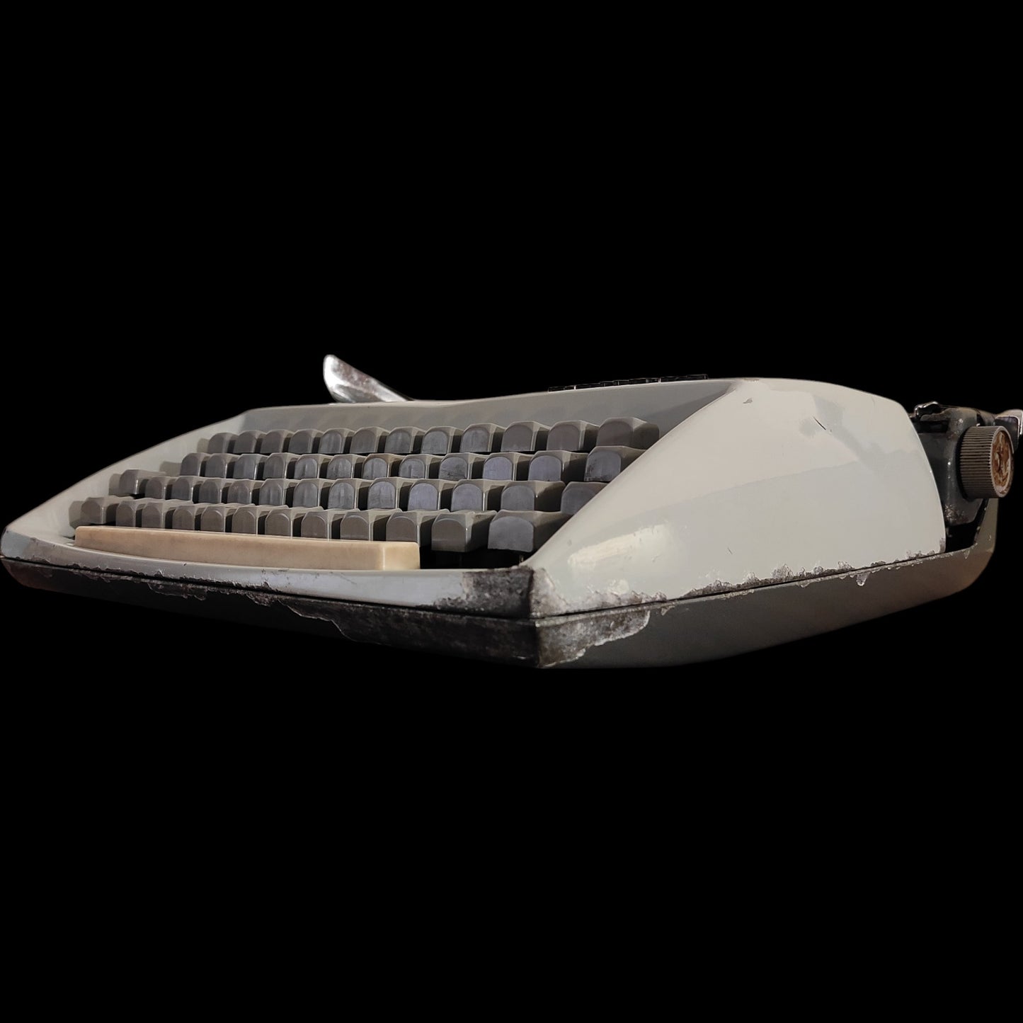 Image of Consul typewriter. Available from universaltypewritercompany.in