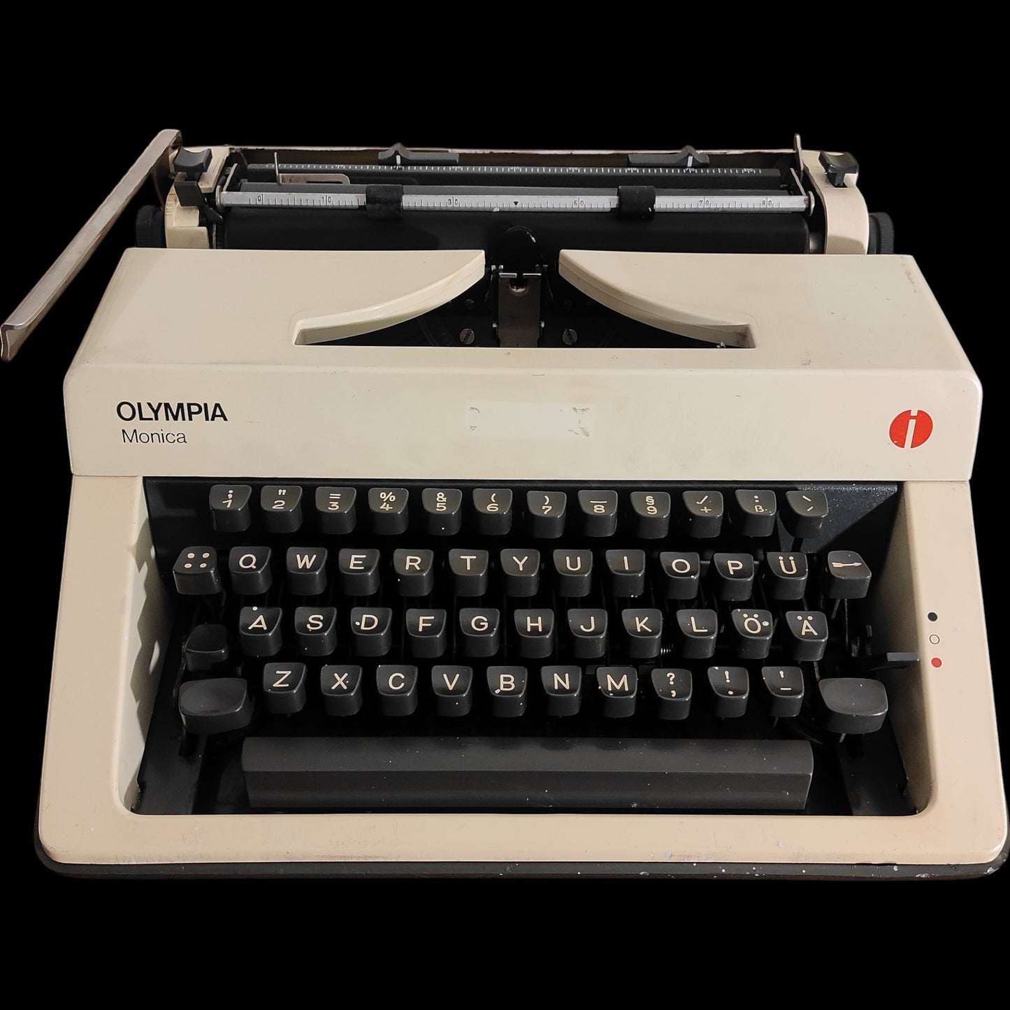 Image of Olympia Monica Typewriter. Available from universaltypewritercompany.in
