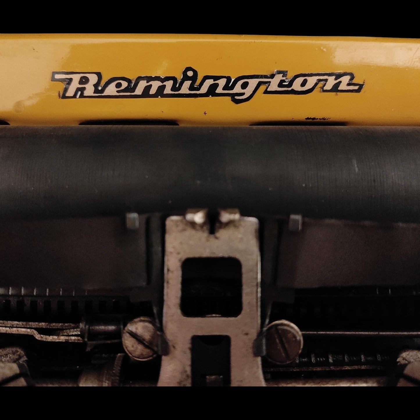 Image of Remington 4 Model Typewriter. Available from universaltypewritercompany.in