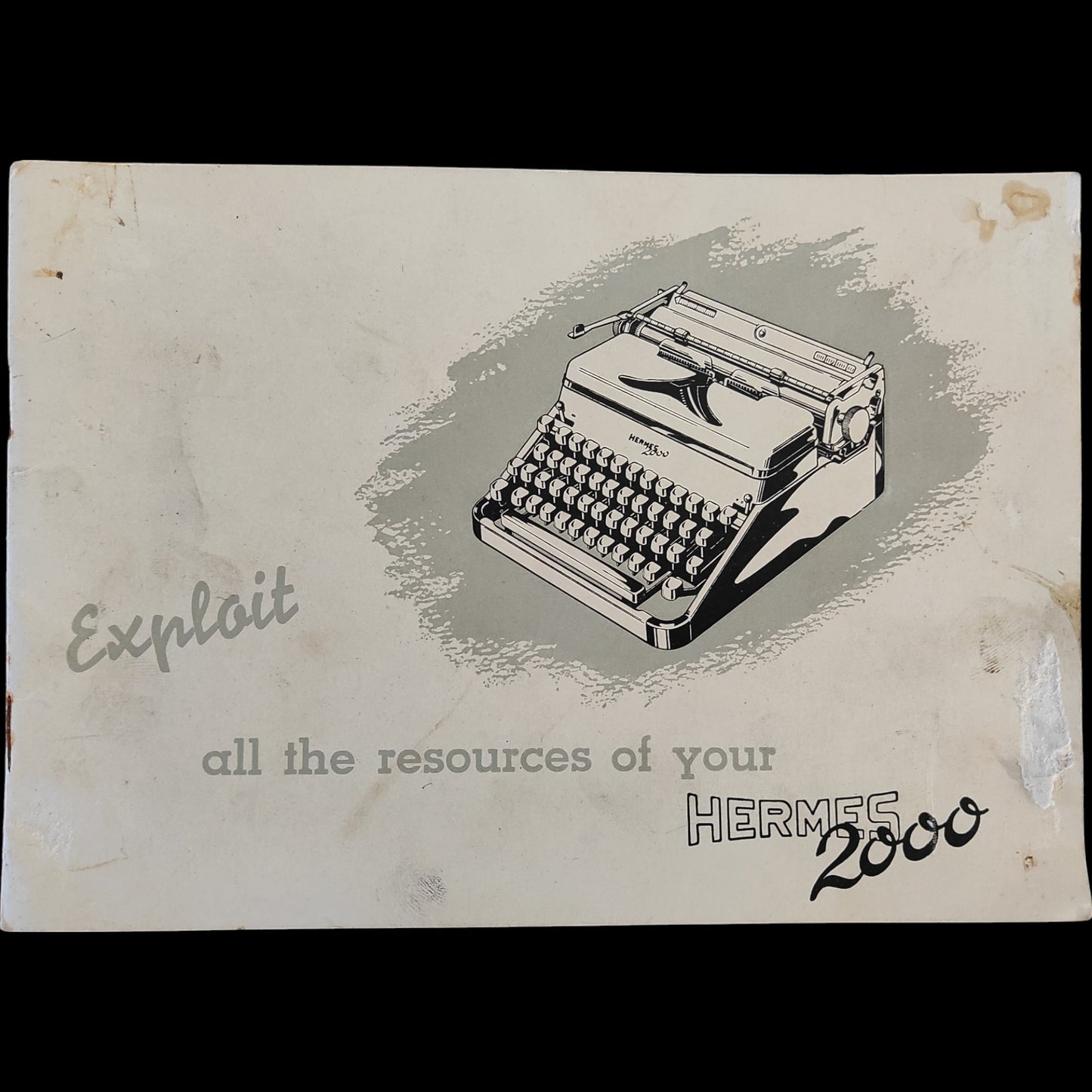 Image of Hermes 2000 Typewriter. Available from universaltypewritercompany.in