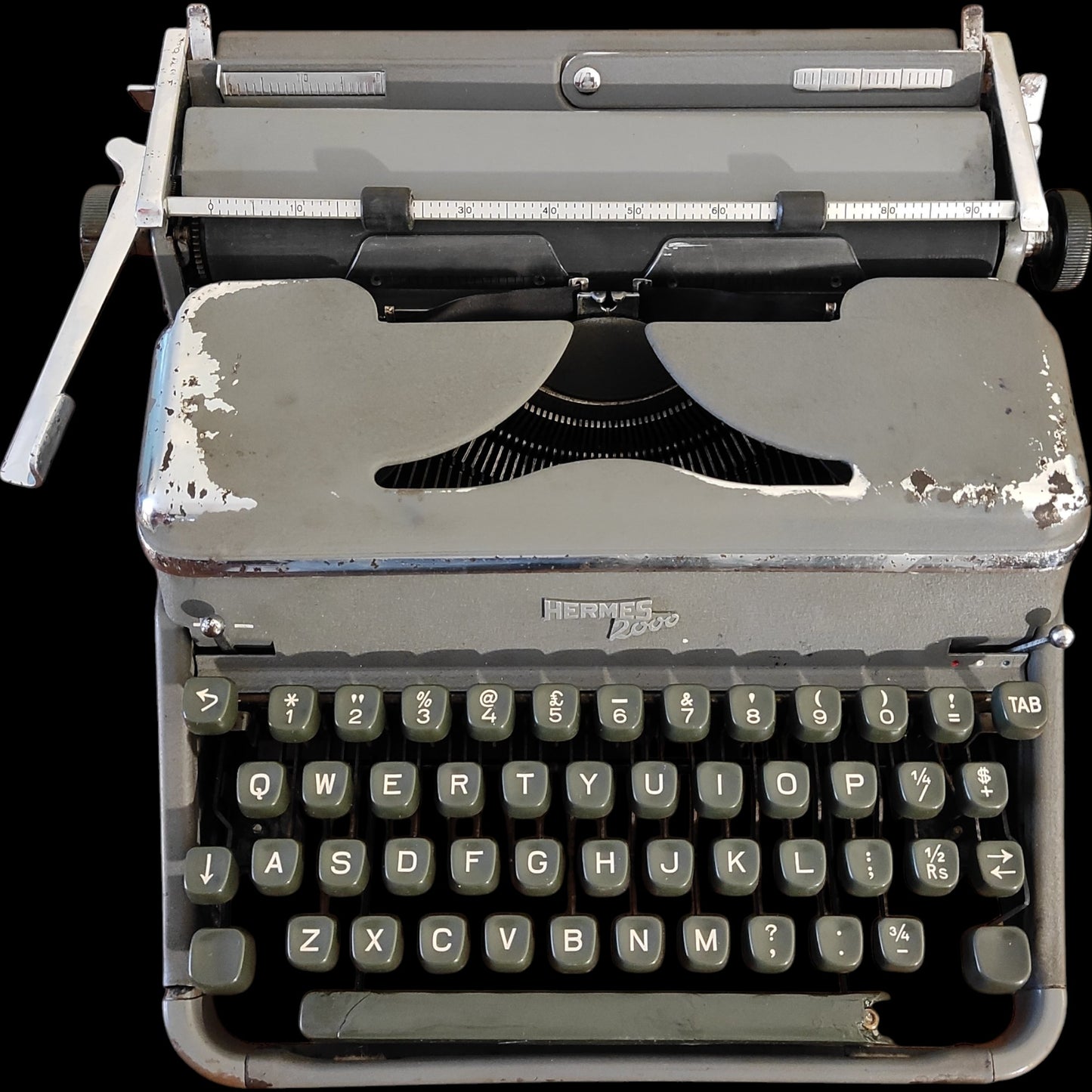 Image of Hermes 2000 Typewriter. Available from universaltypewritercompany.in