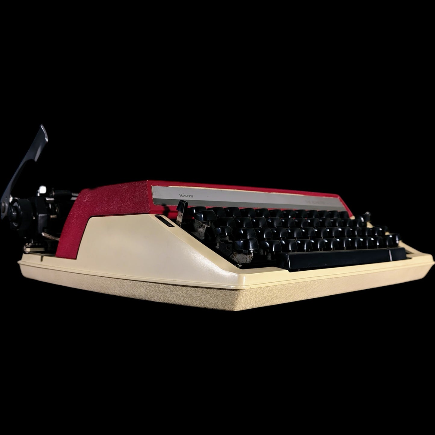 Image of Sears Portable Typewriter. Available from universaltypewritercompany.in