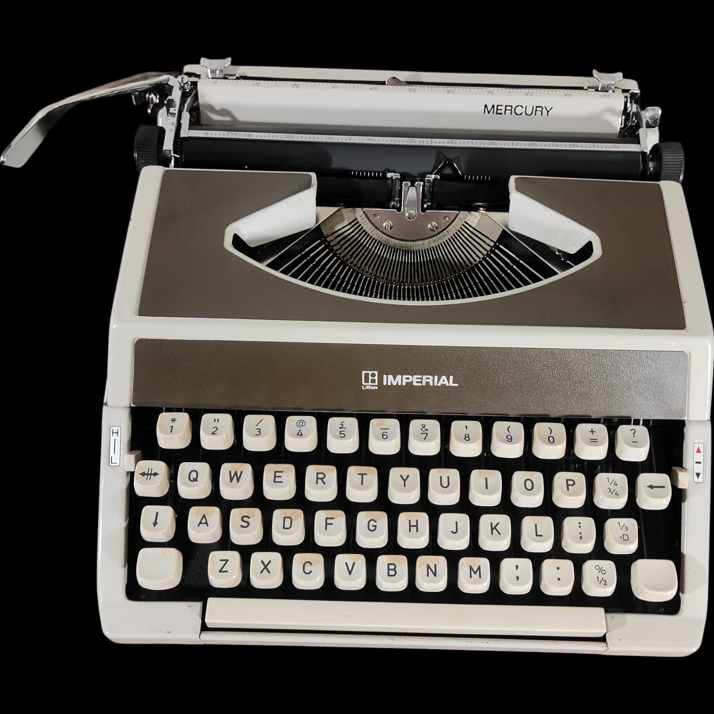Image of Imperial Mercury Typewriter. Available from universaltypewritercompany.in