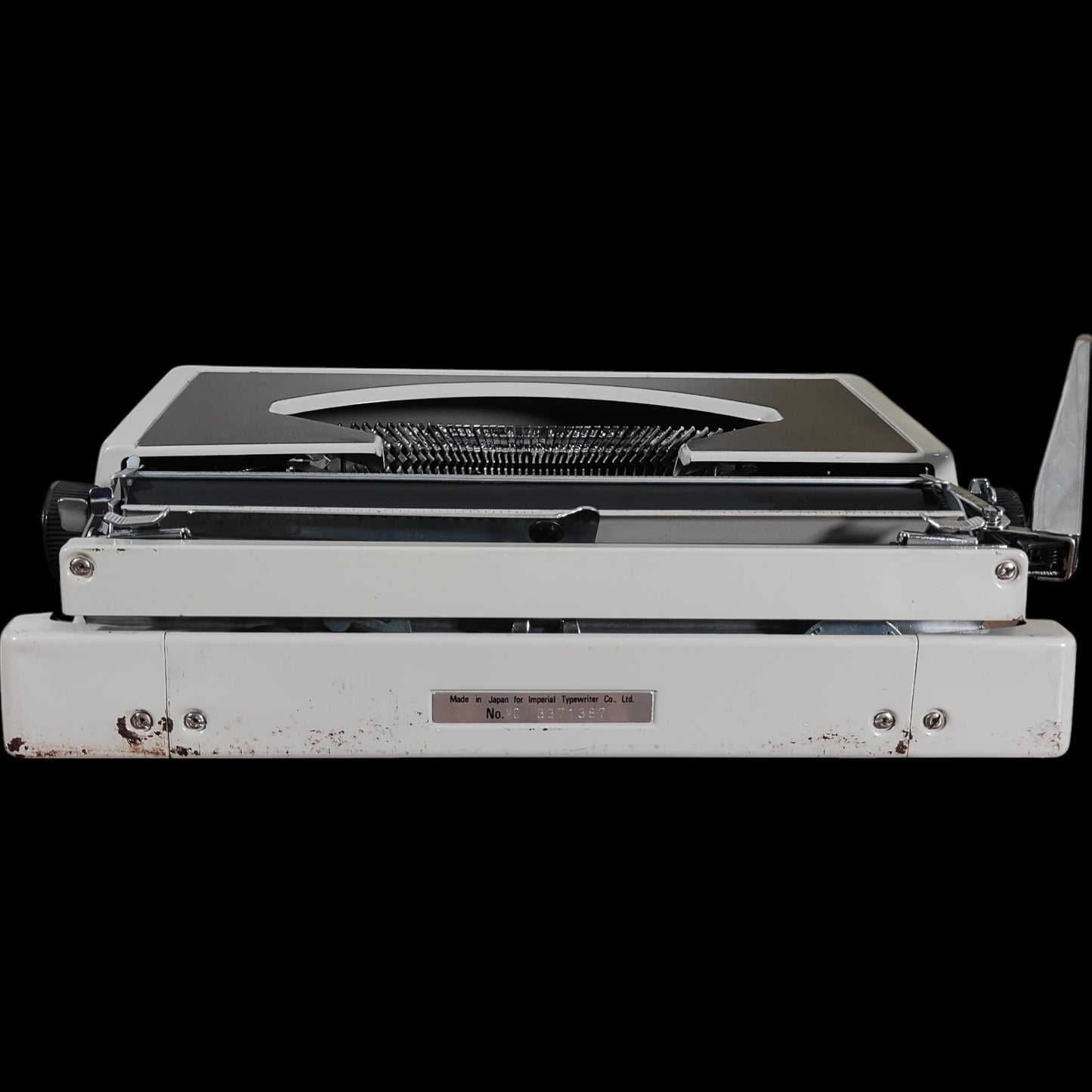 Image of Imperial Mercury Typewriter. Available from universaltypewritercompany.in