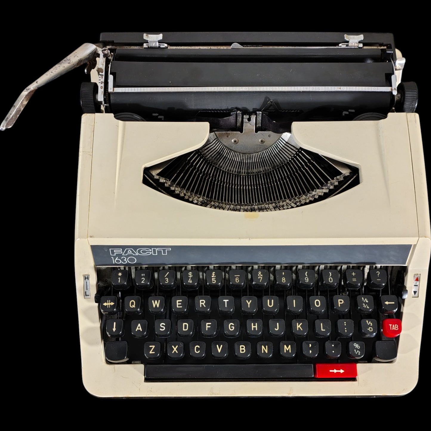 Image of Facit 1630 Typewriter. Available from universaltypewritercompany.in