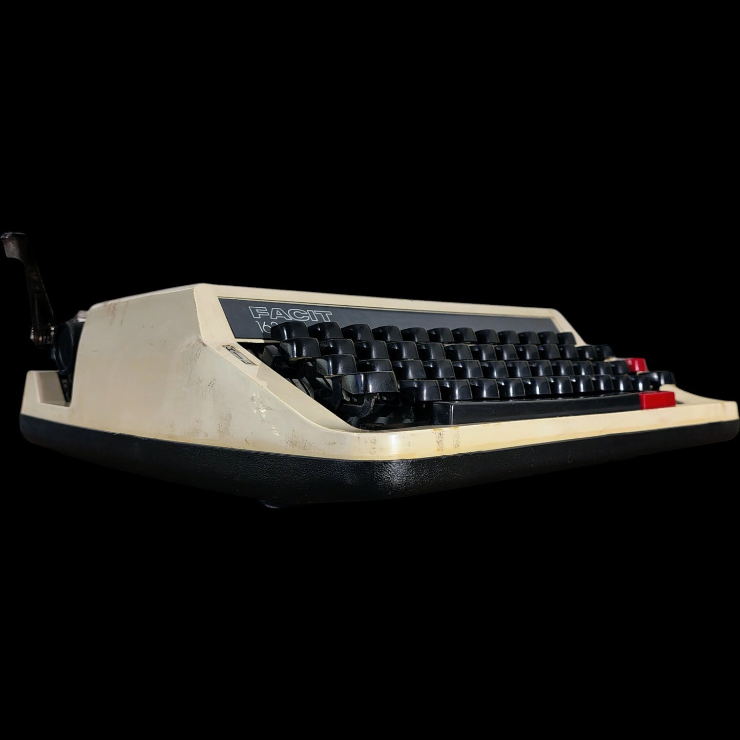 Image of Facit 1630 Typewriter. Available from universaltypewritercompany.in