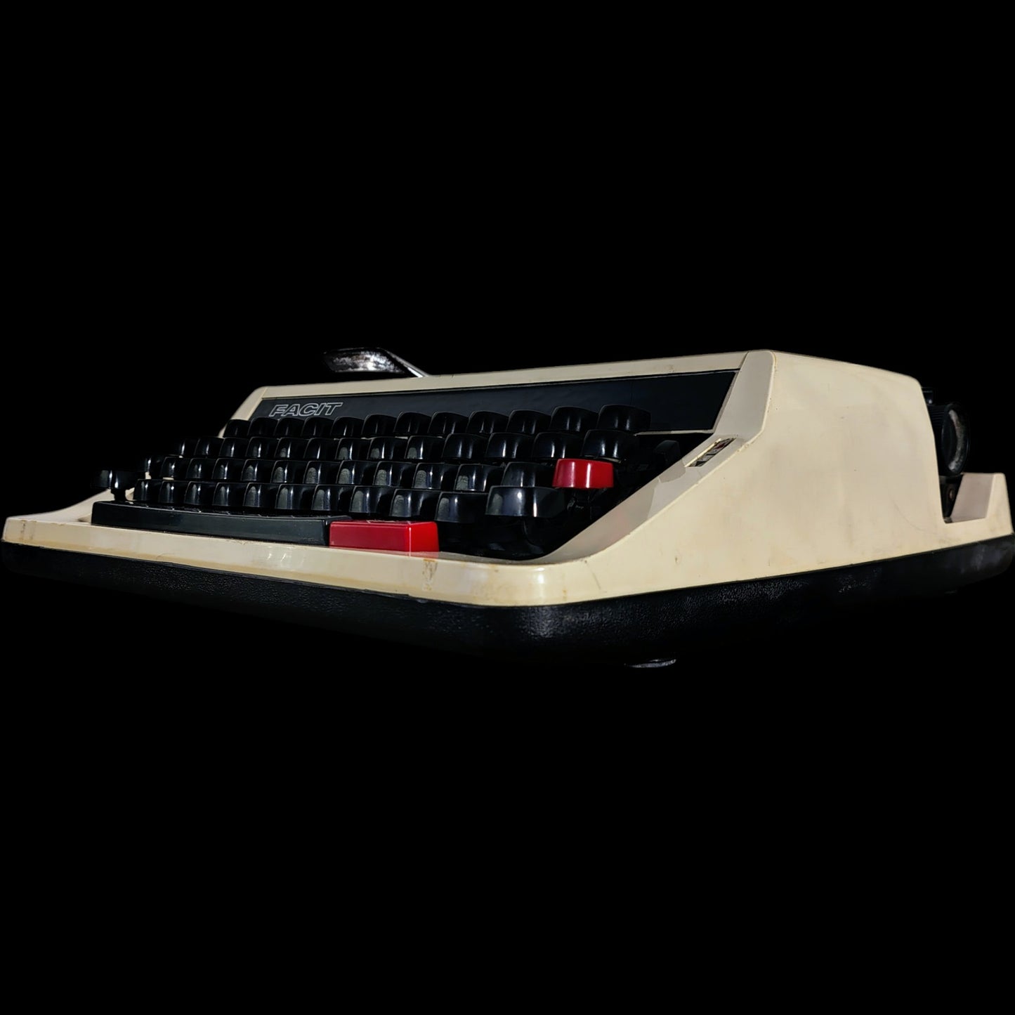 Image of Facit 1630 Typewriter. Available from universaltypewritercompany.in