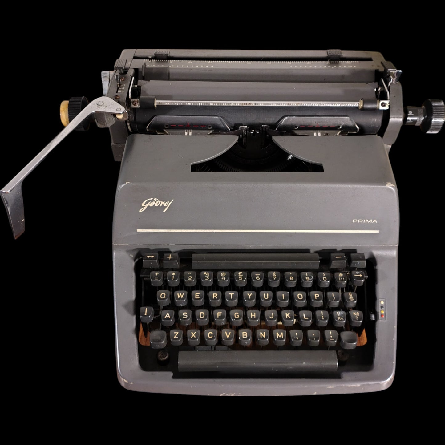 Image of Godrej Prima English Keyboard Typewriter. Available from universaltypewritercompany.in
