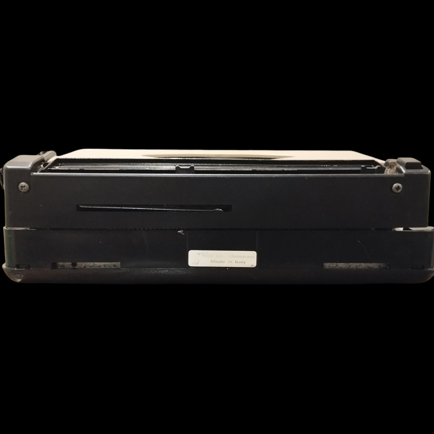 Image of Rover 4000 Comfort Urdu Arabic Typewriter. Available from universaltypewritercompany.in