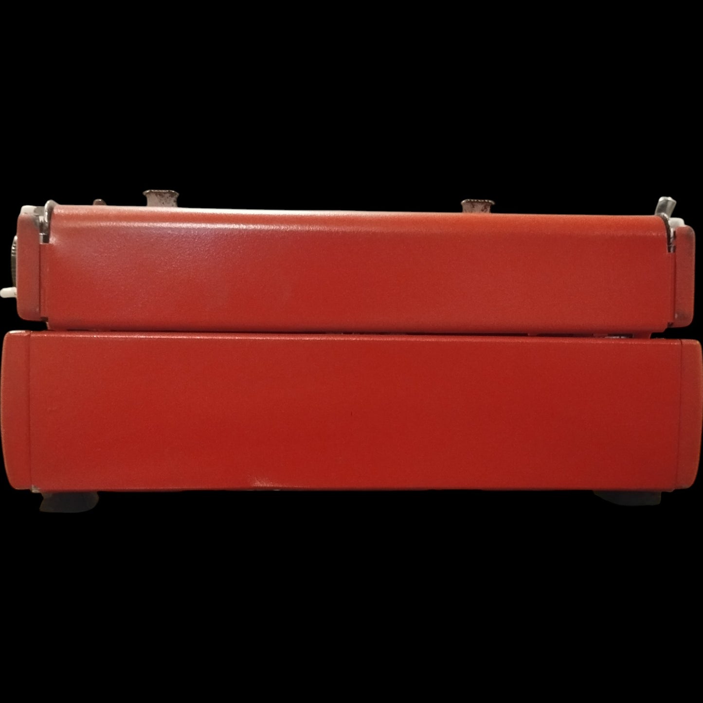 Image of Remington Personal Portable Typewriter. Available from universaltypewritercompany.in