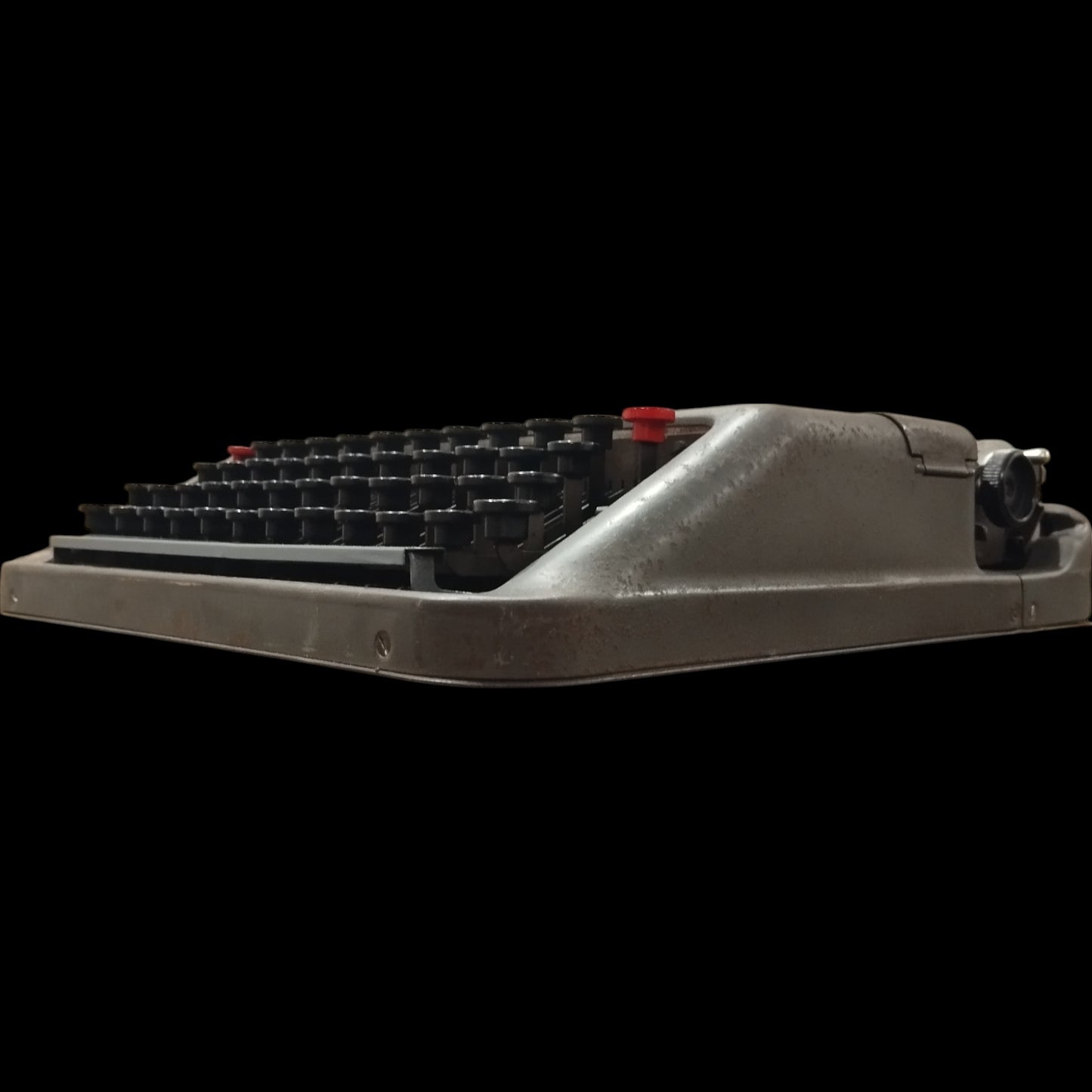 Image of Empire Aristocrat Typewriter. Available from universaltypewritercompany.in