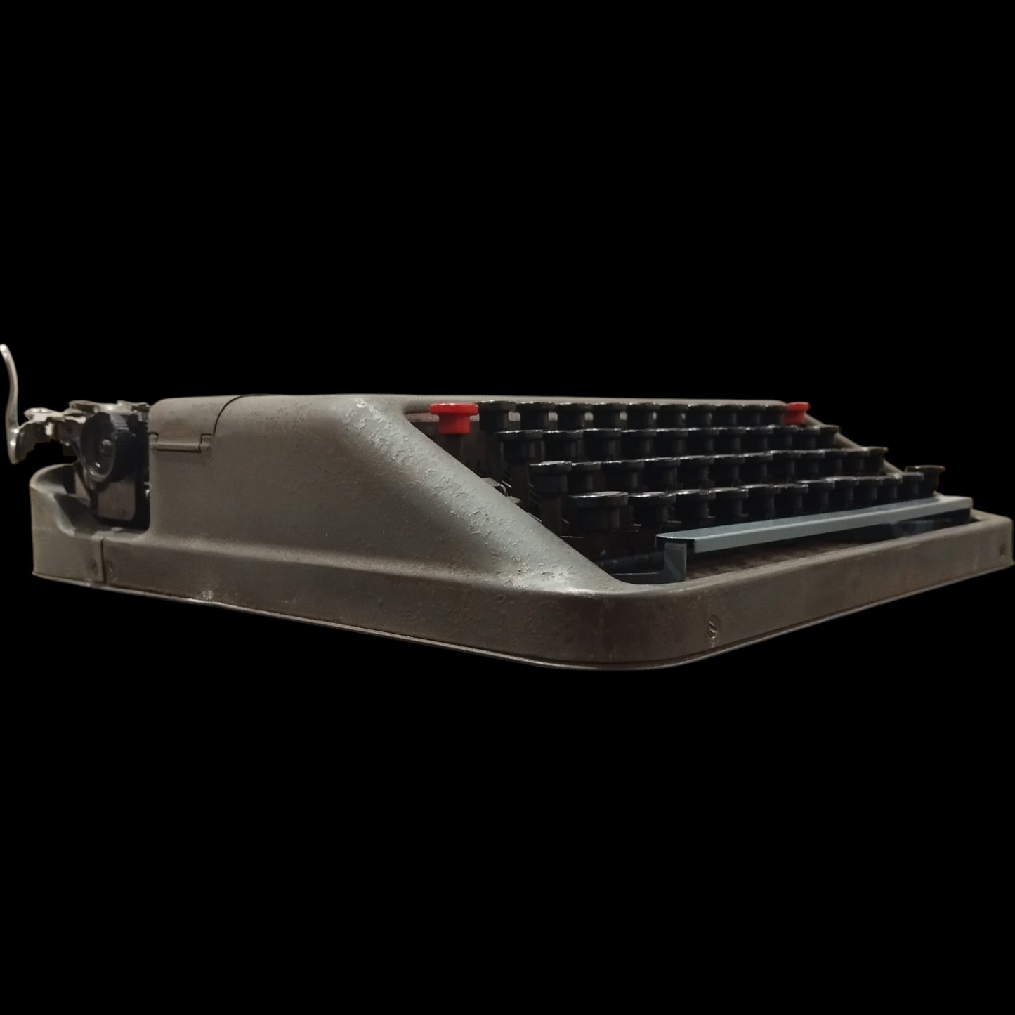 Image of Empire Aristocrat Typewriter. Available from universaltypewritercompany.in