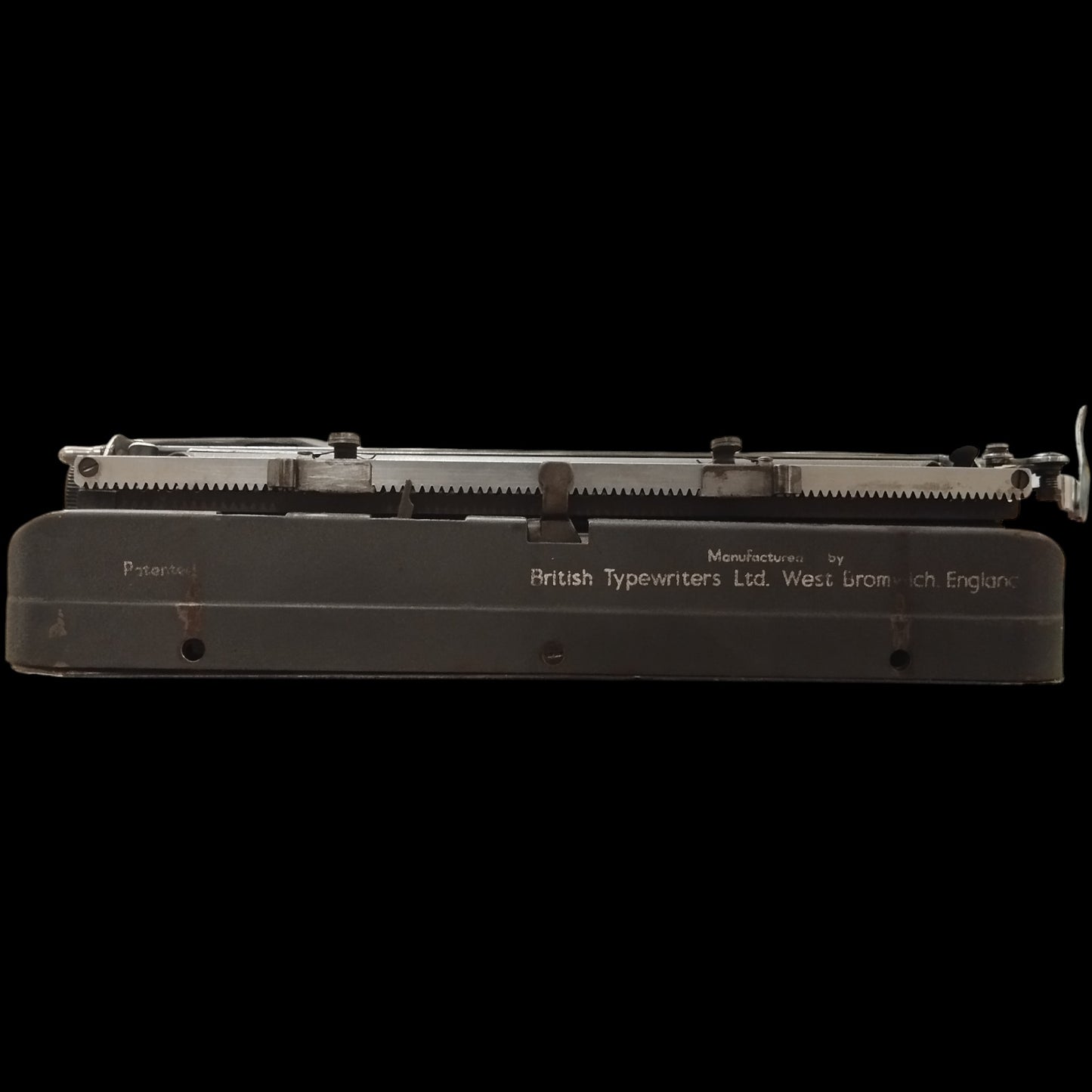 Image of Empire Aristocrat Typewriter. Available from universaltypewritercompany.in