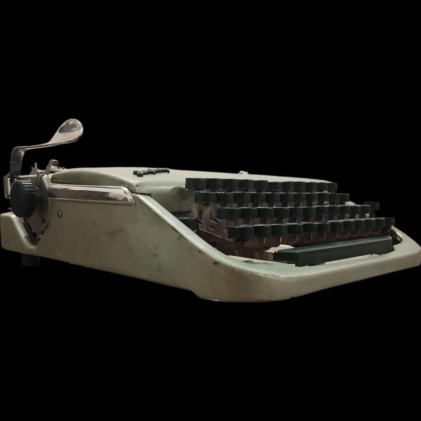 Image of Jaykay Typewriter. Available from universaltypewritercompany.in
