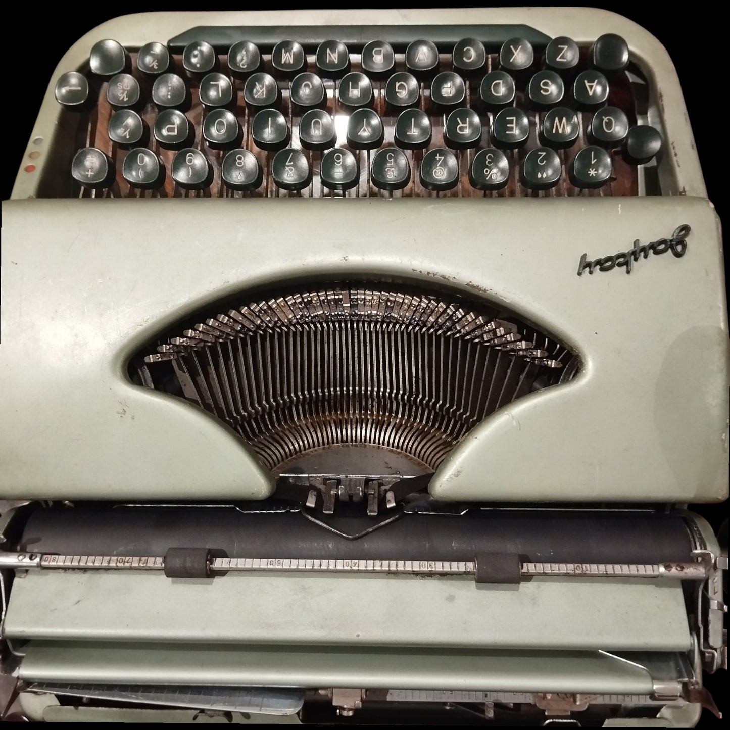 Image of Jaykay Typewriter. Available from universaltypewritercompany.in