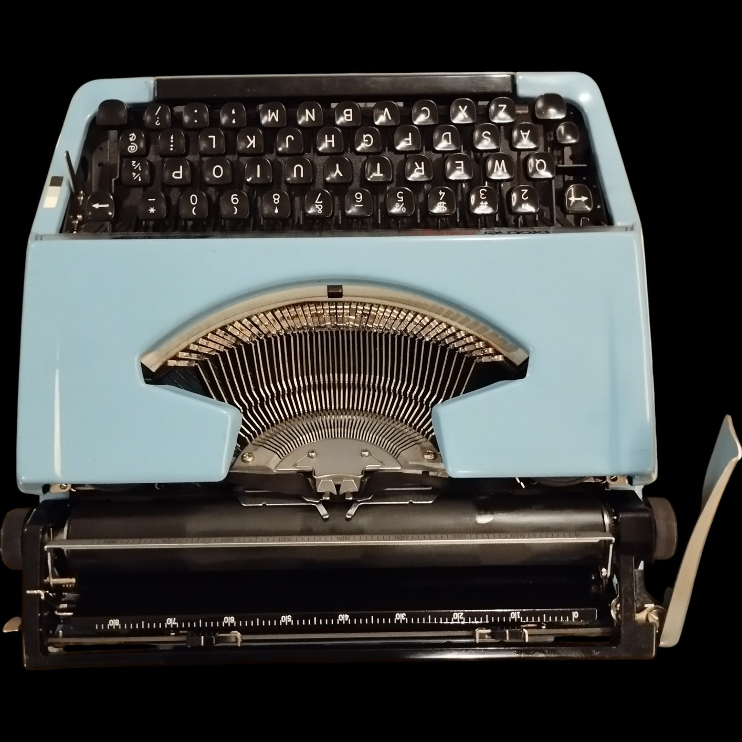 Image of Brother Charger 11 Typewriter. Available from universaltypewritercompany.in