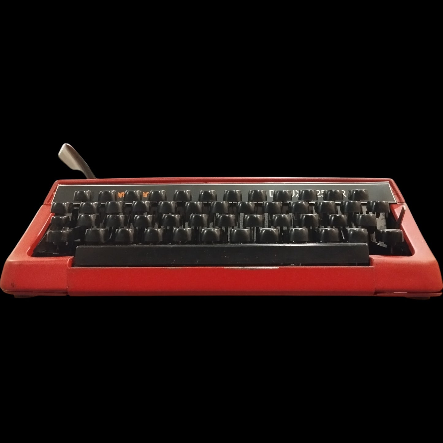 Image of Brother Deluxe 250TR Typewriter. Available from universaltypewritercompany.in