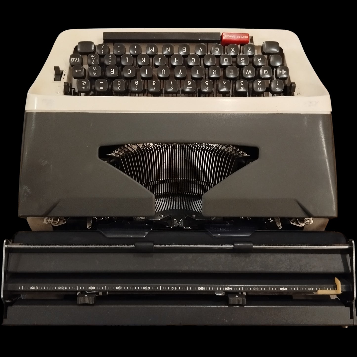 Image of Olympia - 12 inch Roller Landscape Mode - Typewriter. Available from universaltypewritercompany.in
