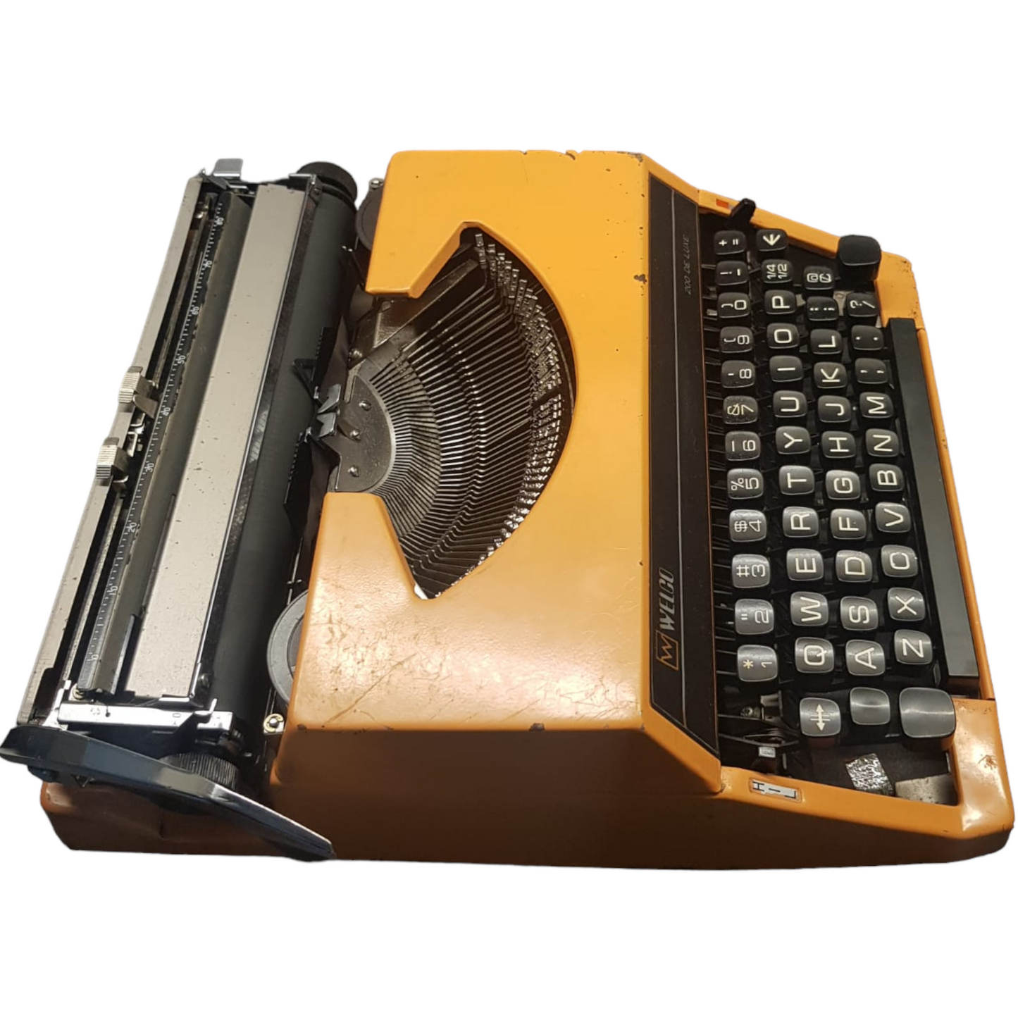 Image of Welco Silver Reed typewriter from universaltypewritercompany.in
