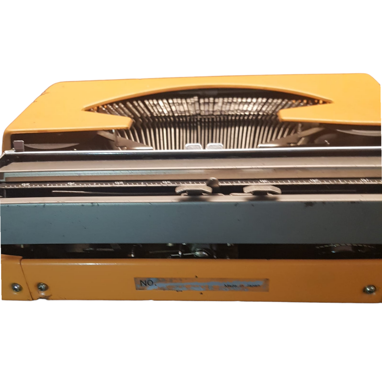 Image of Welco Silver Reed typewriter from universaltypewritercompany.in