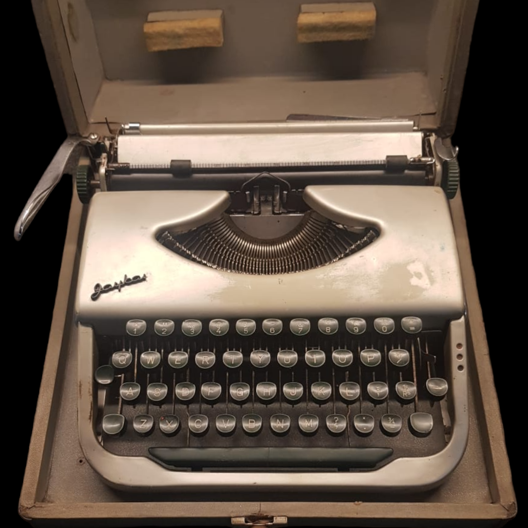 Image of Jaykay Typewriter from universaltypewritercompany.in