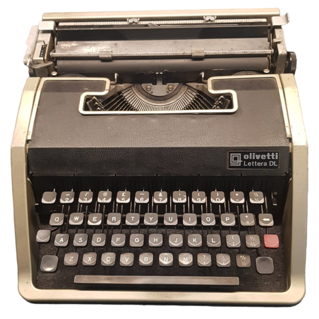 Image of Olivetti Lettera DL Typewriter from universaltypewritercompany.in