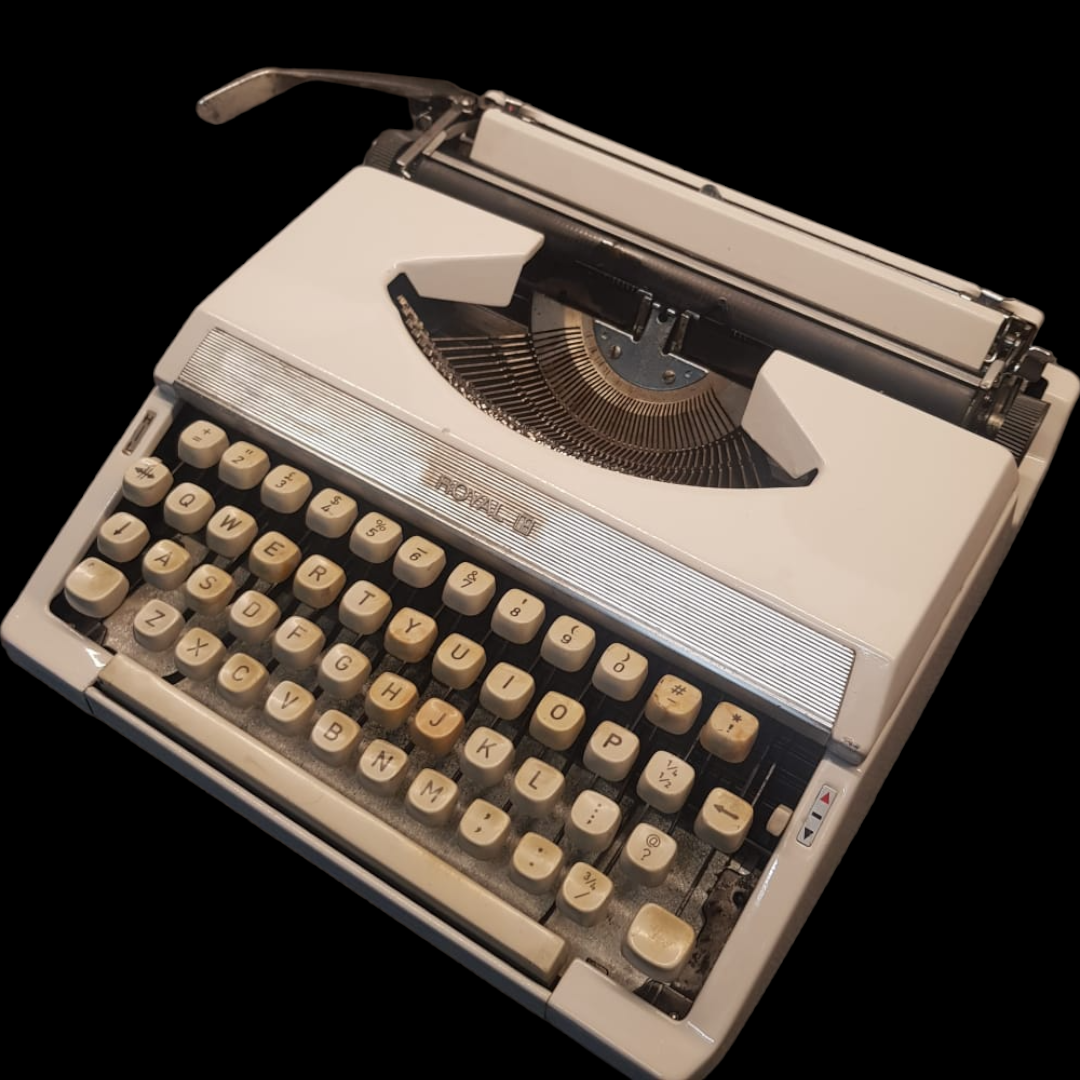 Image of Royal Typewriter Typewriter from universaltypewritercompany.in