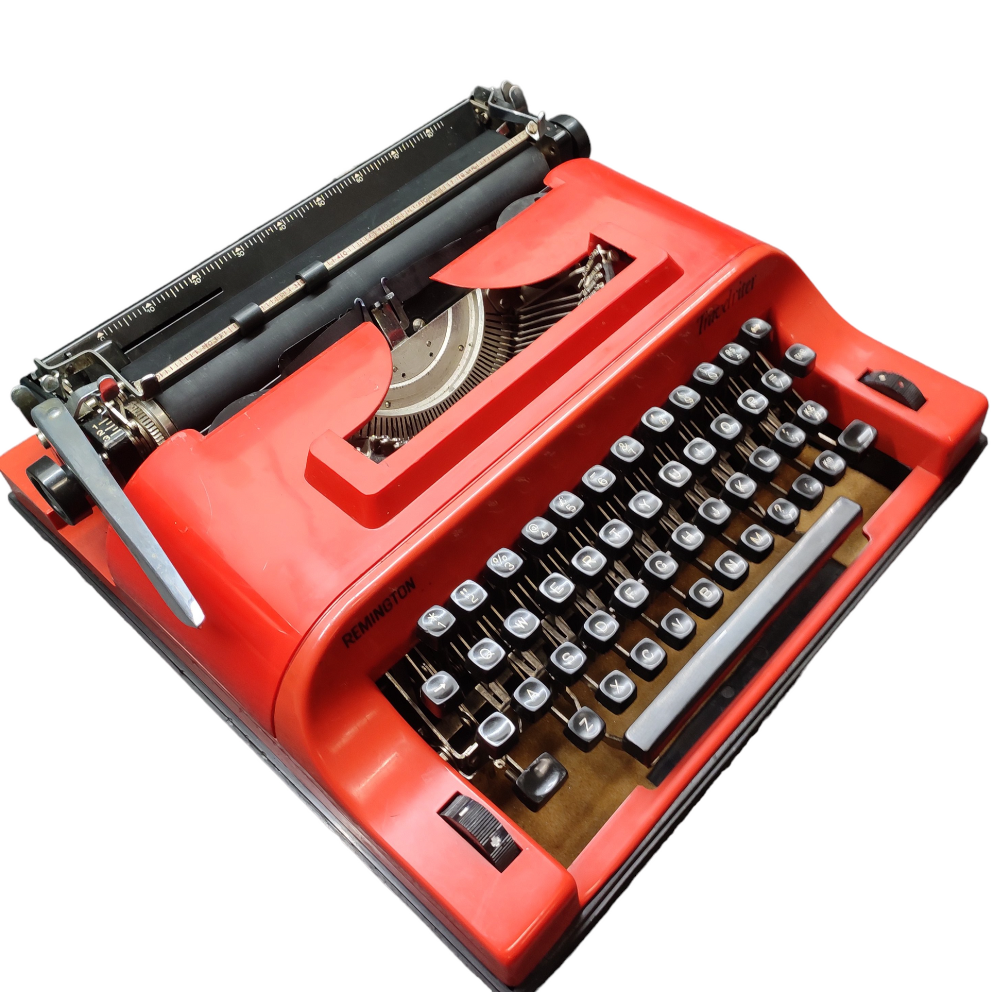 Image of Remington Travelriter Typewriter. Available from universaltypewritercompany.in