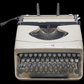 Image of Underwood 18 Typewriter. Almost smallest portable typewriter. Made in Italy. Available from universaltypewritercompany.in.