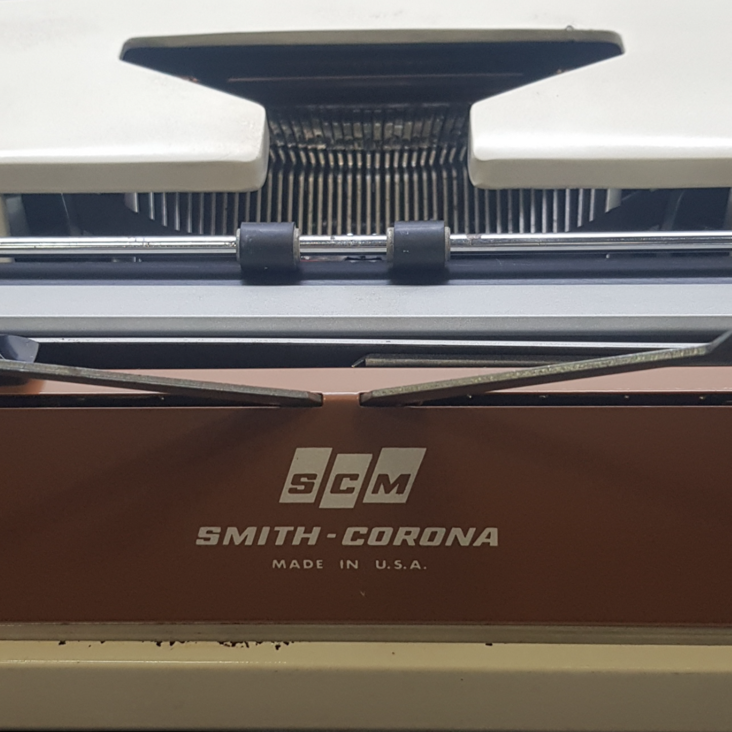 Image of SCM Smith Corona Classic Typewriter. A Big Portable typewriter. Made in the USA. Available from Universal Typewriter Company.