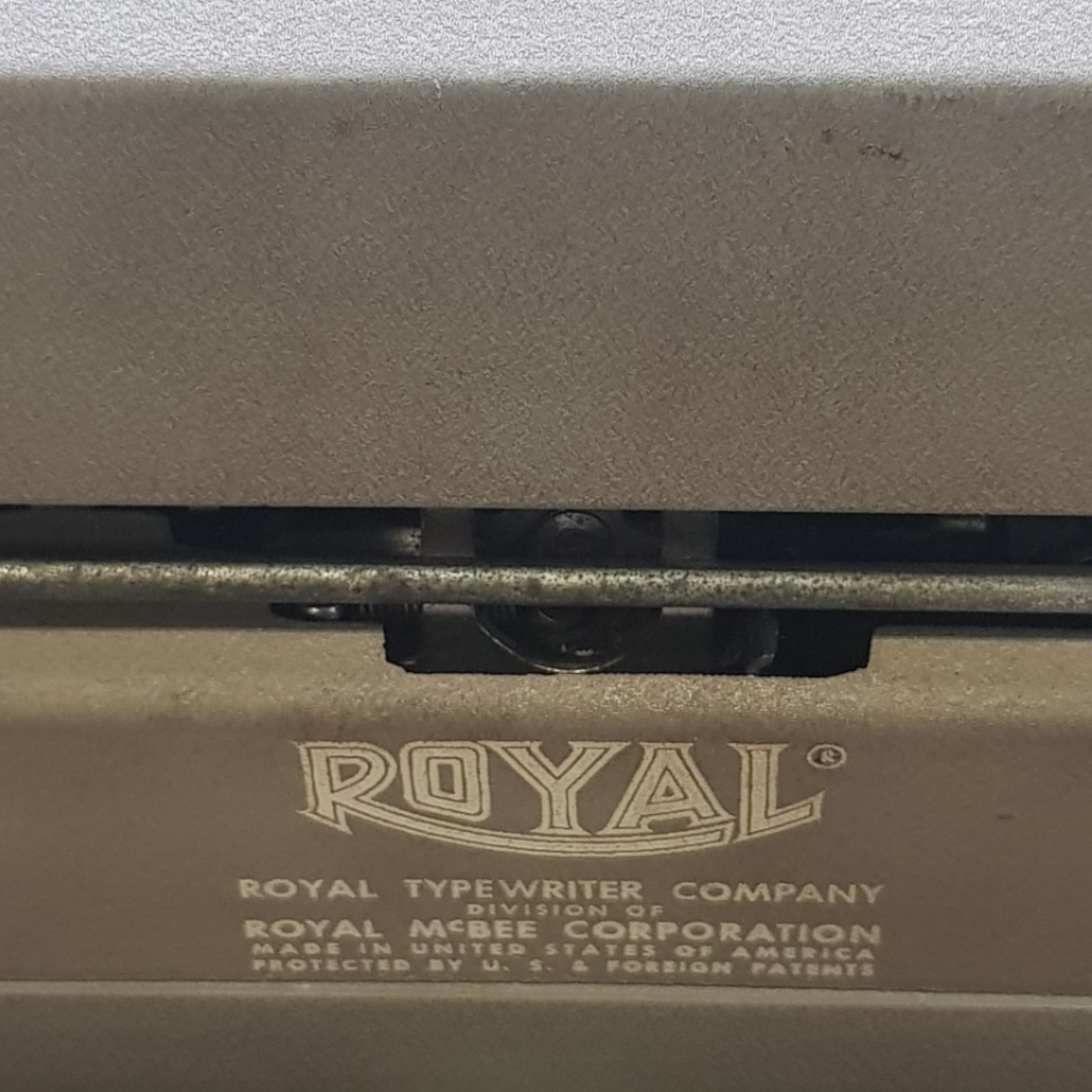 Image of Royal Aristocrat Typewriter. A mid Size Rare Portable Typewriter. Made in the USA. Available from Universal Typewriter Company.