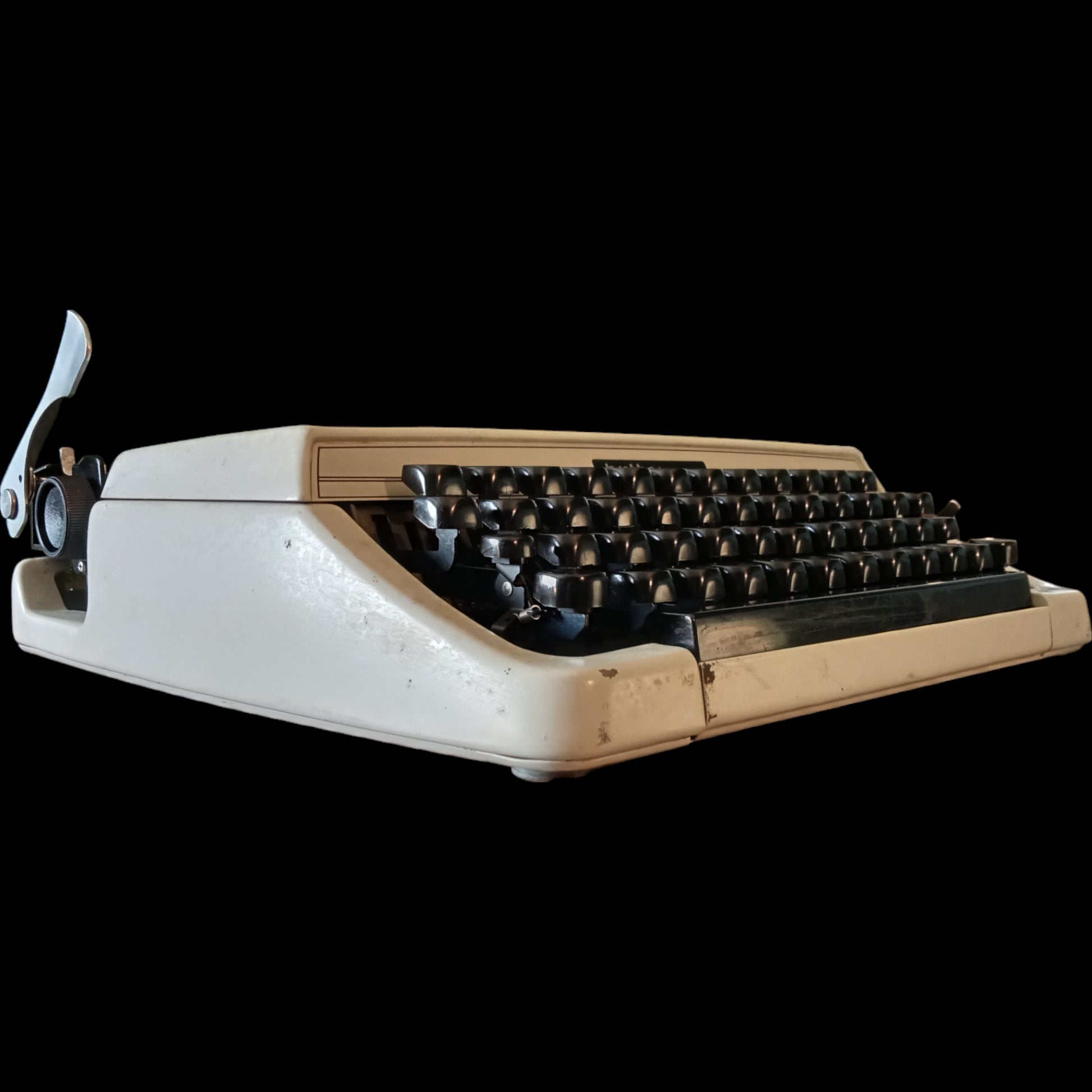 Image of Brother 210 Typewriter. Available from universaltypewritercompany.in