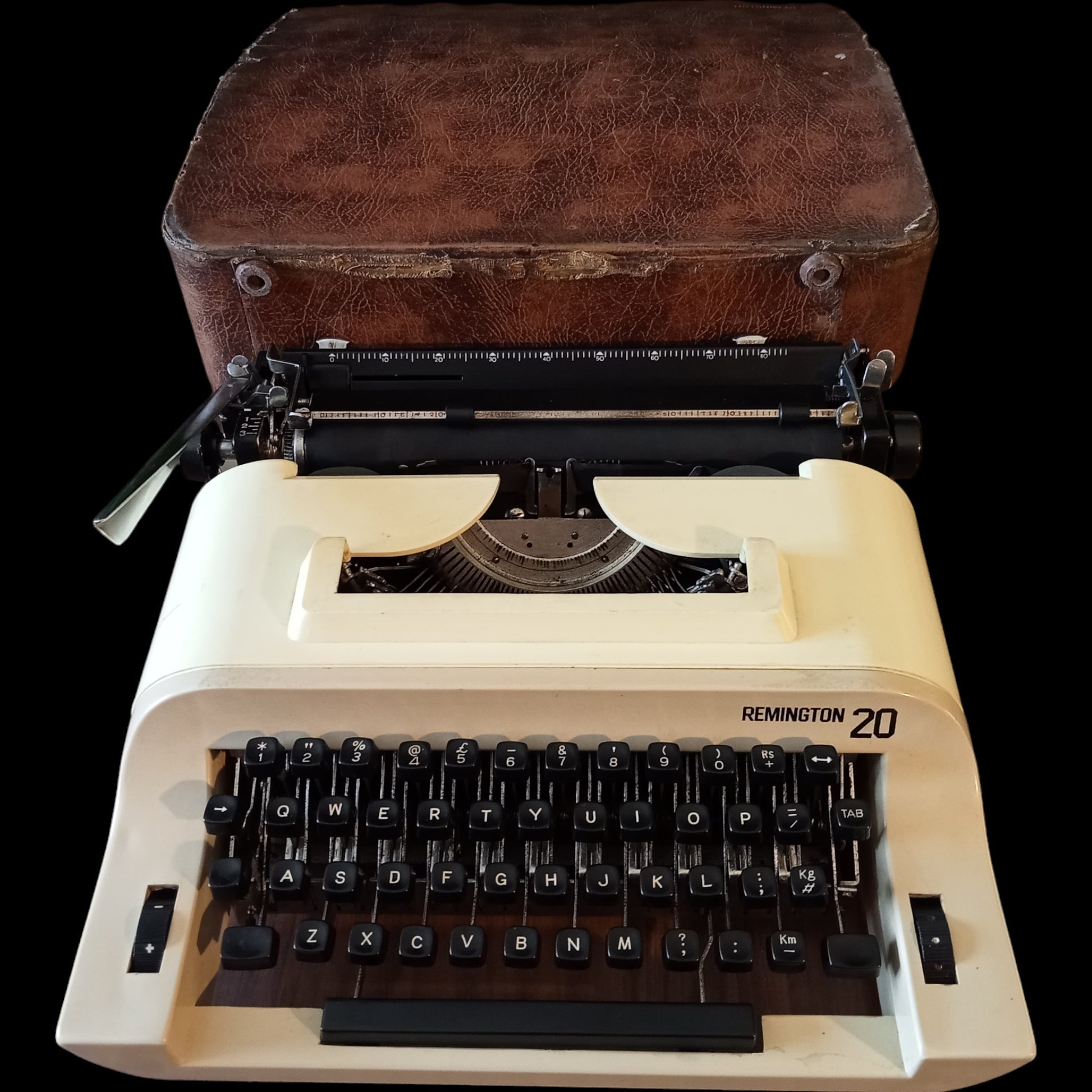 Image of Remington 20 Typewriter. Available from universaltypewritercompany.in