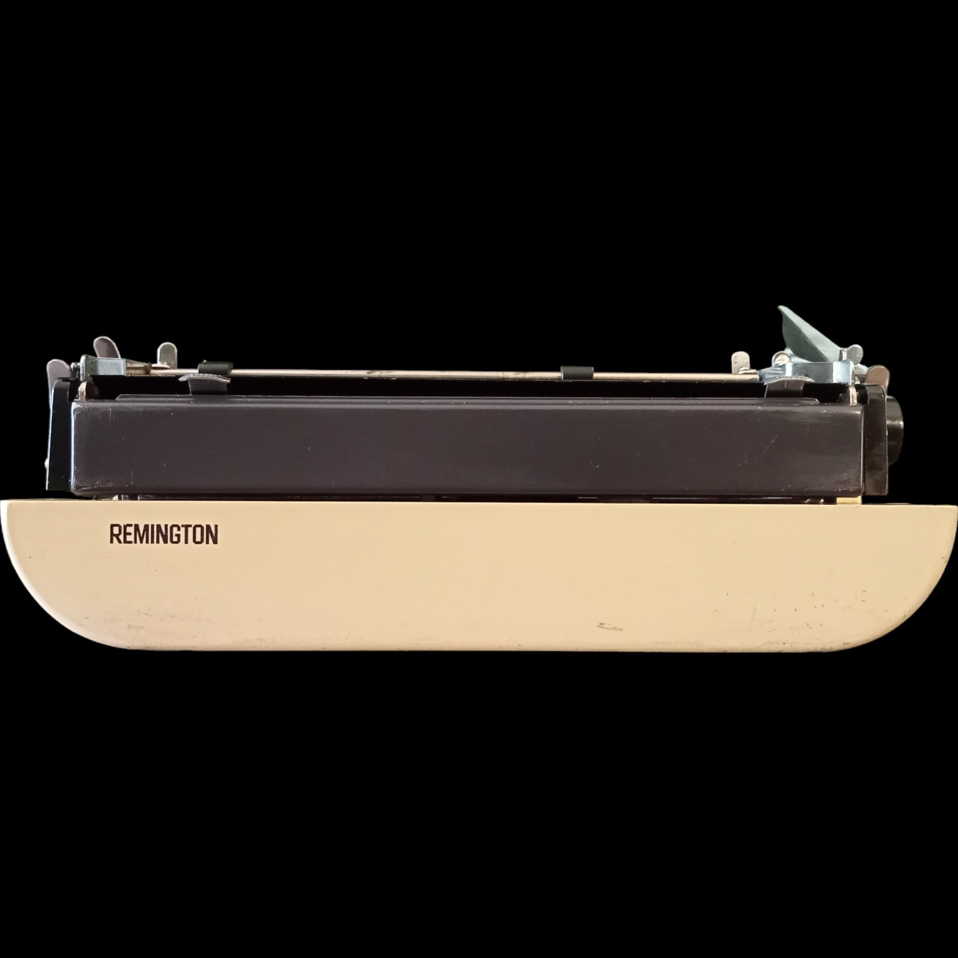 Image of Remington 20 Typewriter. Available from universaltypewritercompany.in