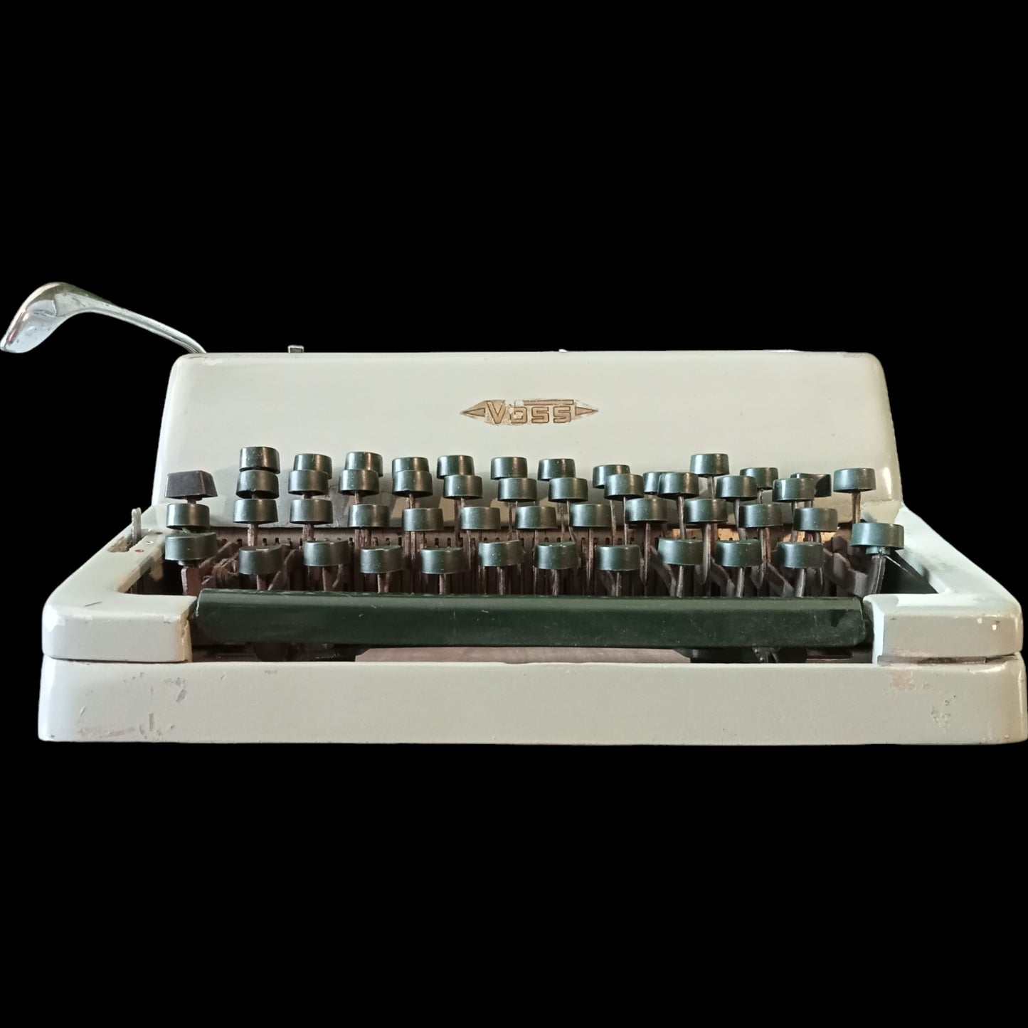 Image of Voss Typewriter. Available from universaltypewritercompany.in