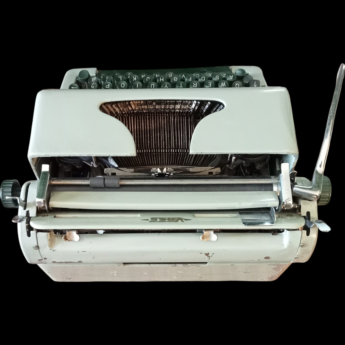 Image of Voss Typewriter. Available from universaltypewritercompany.in