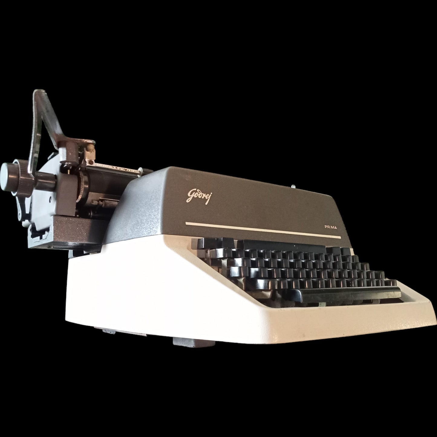 Image of Godrej Prima Typewriter. Available from universaltypewritercompany.in