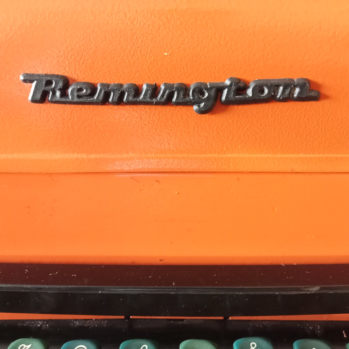 Image of Remington Superiter Typewriter. Available from universaltypewritercompany.in