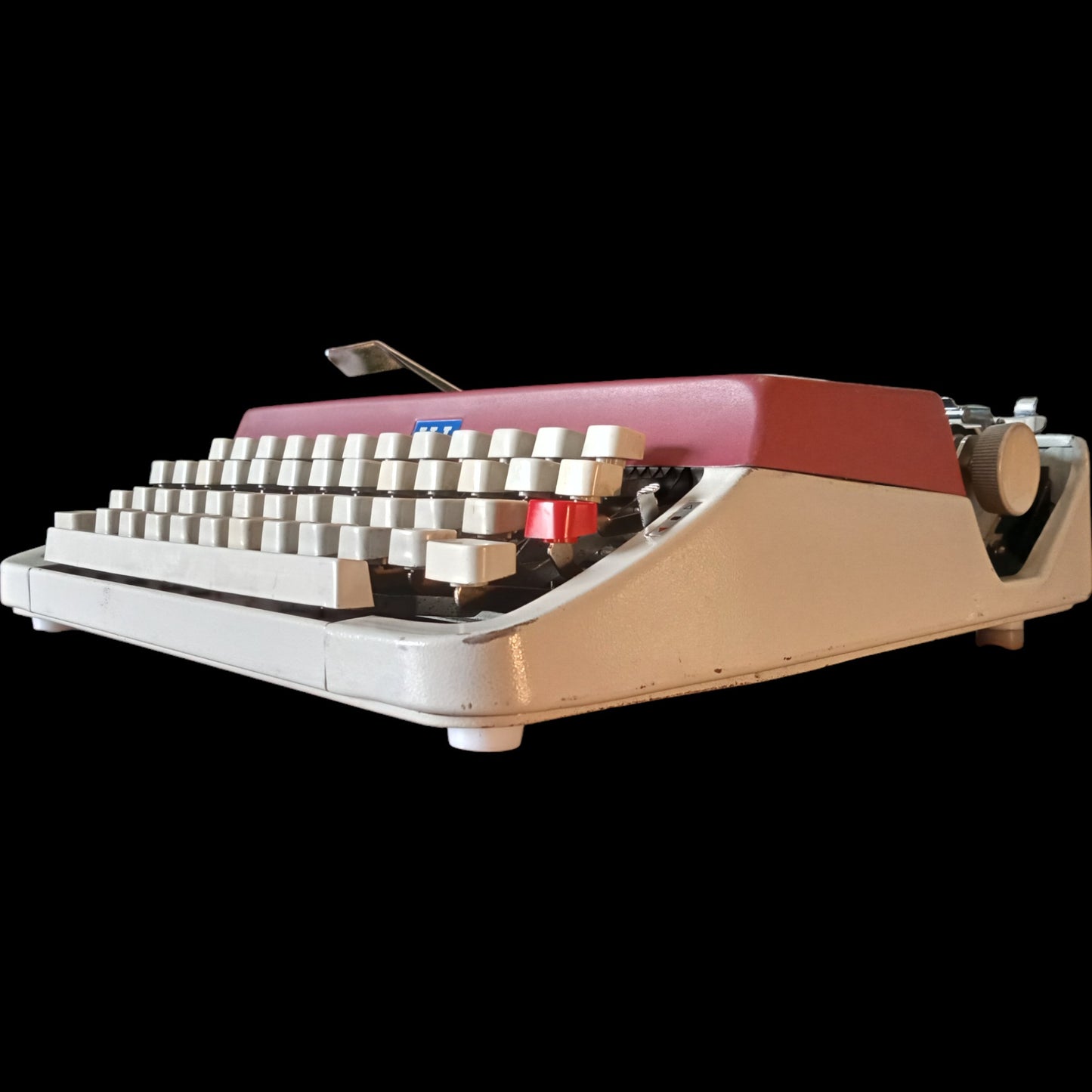 Image of ALL 3000 Typewriter. Available from universaltypewritercompany.in