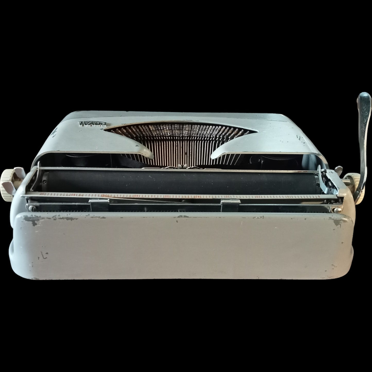 Image of Royal Royalite Typewriter. Available from universaltypewritercompany.in