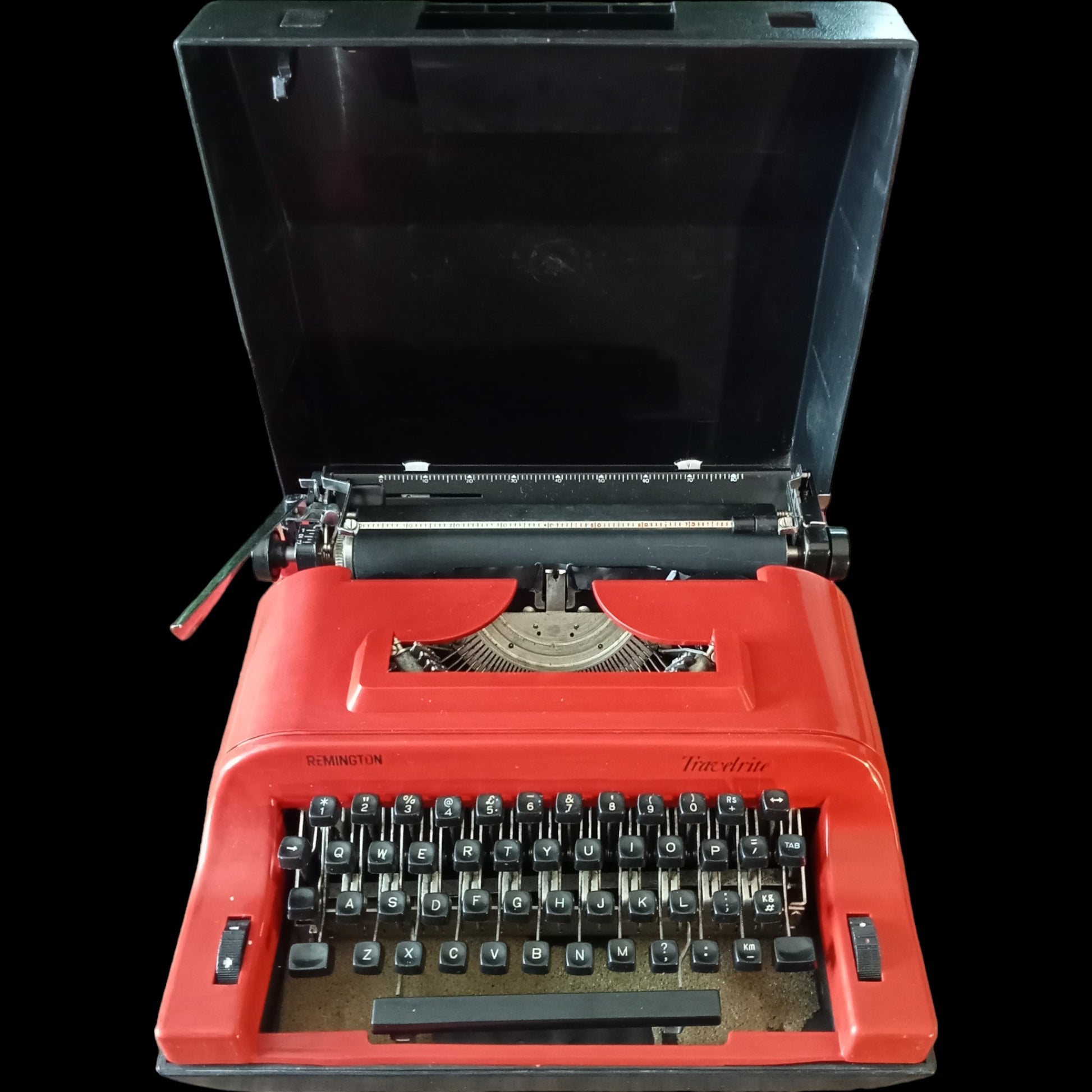 Image of Remington Travelriter Typewriter. Available from universaltypewritercompany.in