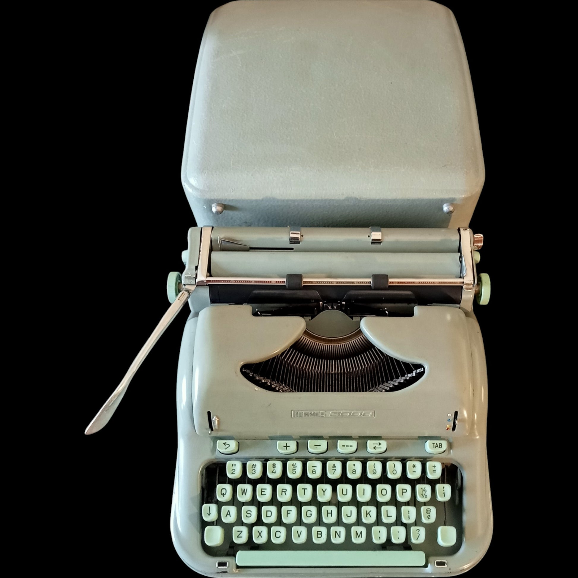 Image of Hermes 3000 Typewriter. Available from universaltypewritercompany.in