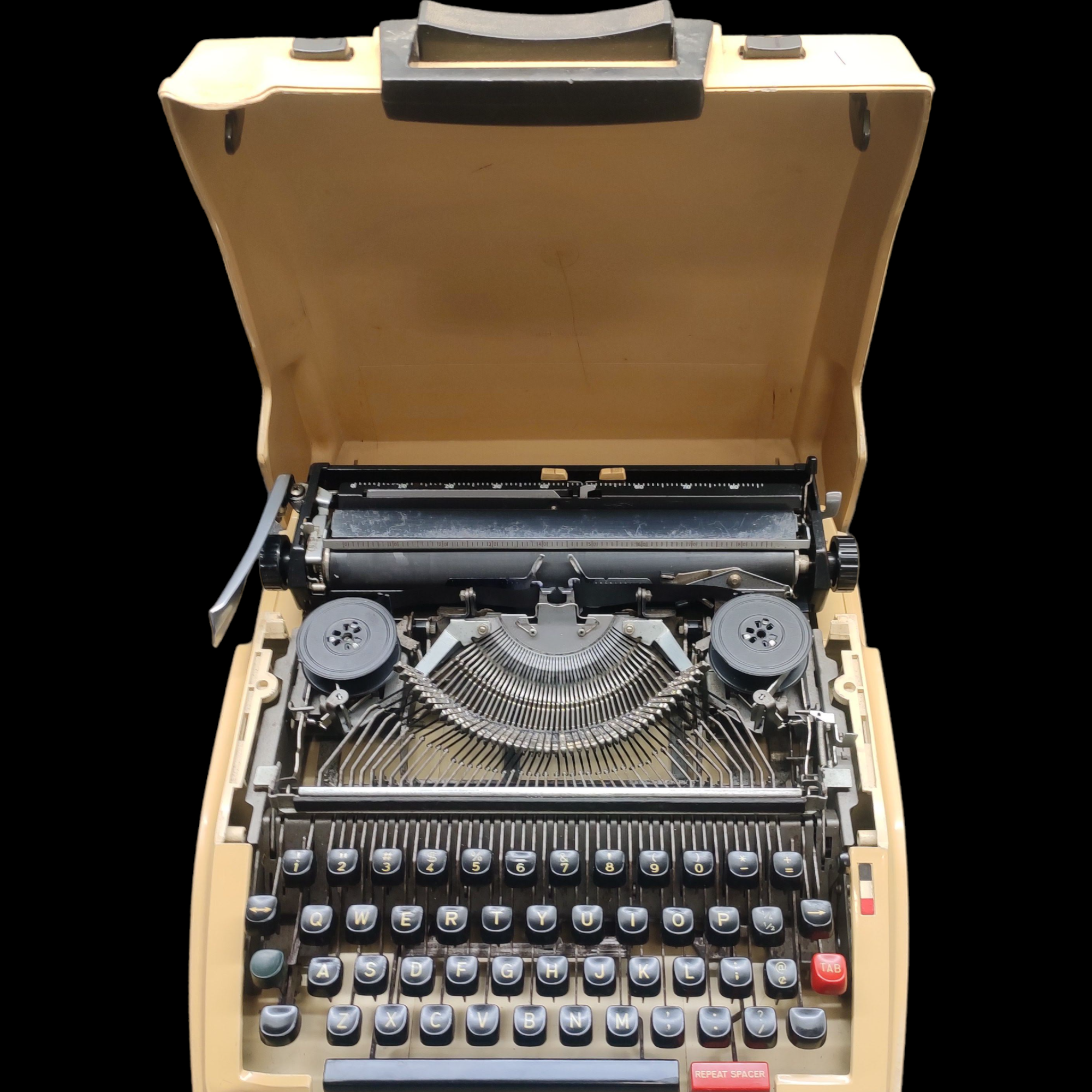 Brother 750TR Typewriter – Universal Typewriter Co