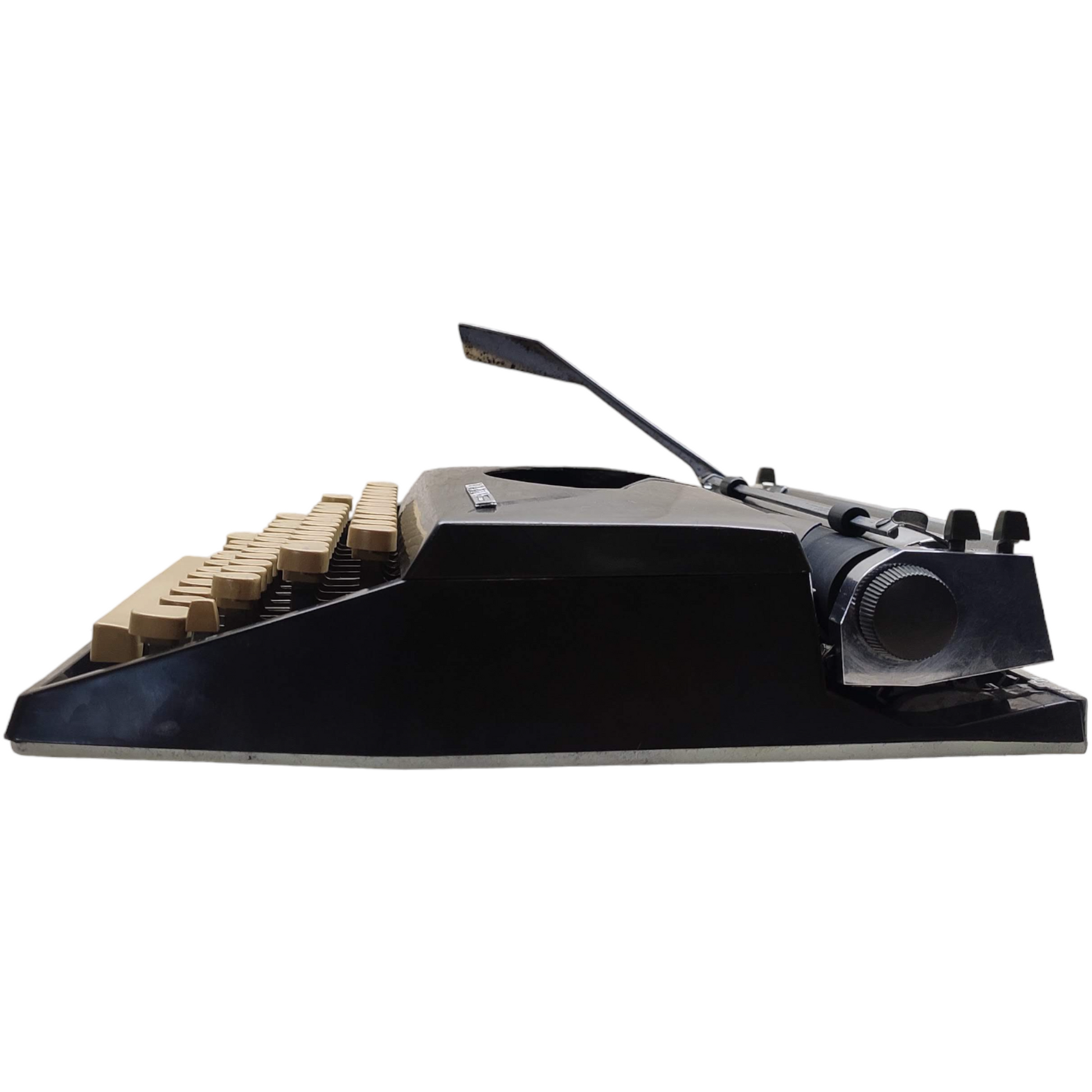 Image of Adler Tippa S Typewriter. Available from universaltypewritercompany.in