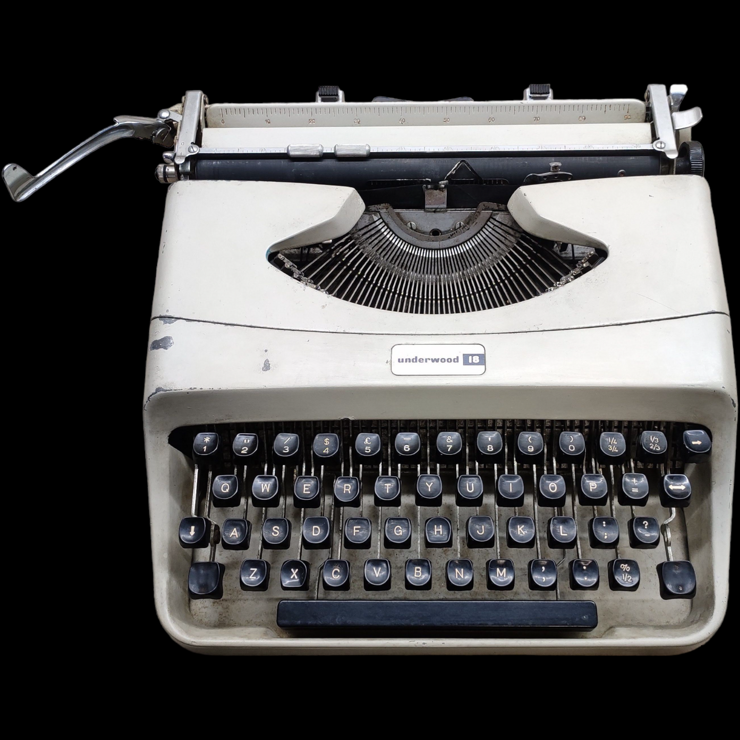 Image of Underwood 18 Typewriter. Available from universaltypewritercompany.in.